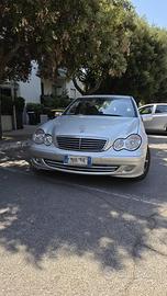 Mercedes c200 w203