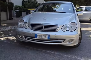 Mercedes c200 w203