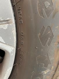 8 gomme 4 estive e 4 invernali 195 65 R15