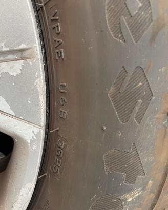 8 gomme 4 estive e 4 invernali 195 65 R15