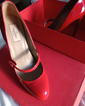 Décolleté Valentino Garavani in vernice rossa  