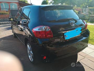 TOYOTA Auris 1.8 HSD 5 porte Executive
