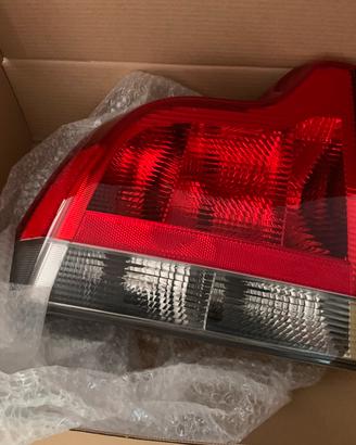 Fanale sinistro Volvo S60 -'04