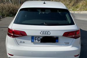 Automobile Audi A3