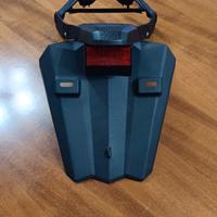 PORTATARGA KYMCO AK550 (2025)