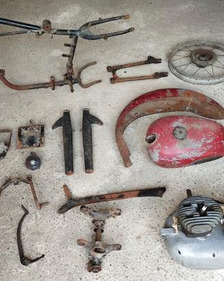 Moto Morini 125 2 tempi sport telescopico 1952