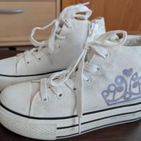 Scarpe in tela bianche numero 35