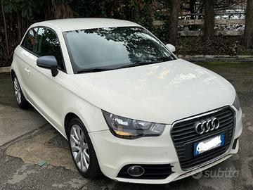 Audi A1 1.6 TDI 90cv Ambition 2012