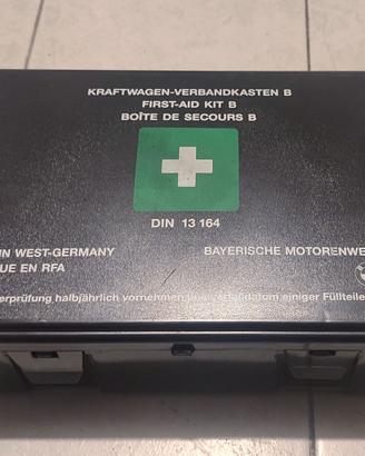 Box first aid BMW anni ’90 originale mai aperto