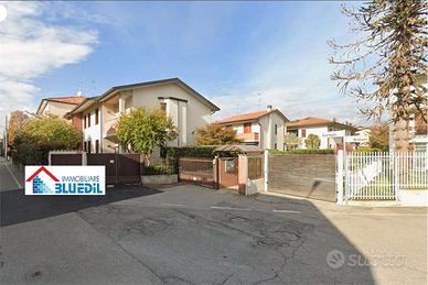 Concorezzo, appartamento asta 102 mq con cantina