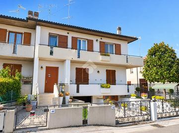 3 LOCALI A LUGO