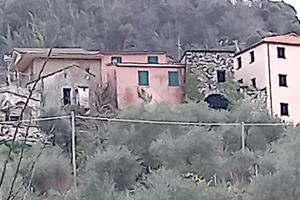 CASA SEMINDIPENDENTE A NE
