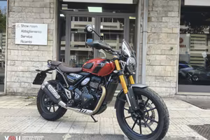 Triumph Scrambler 400 X
