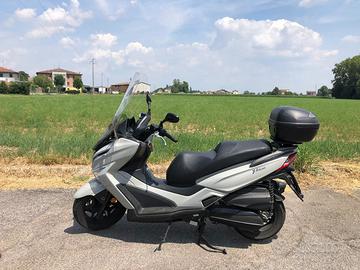 Kymco X 300