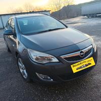 Opel Astra Sw 2012----1.4 Benzina GPL
