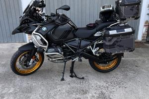 BMW R 1250 Gs Adventure triple black