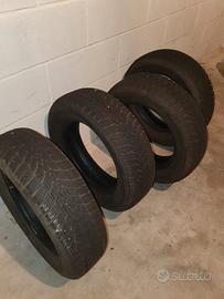  4 Pneumatici Dunlop invernali 175 / 65 / R14