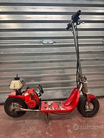 Monopattino a motore