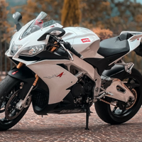 Aprilia RSV4 RR APRC