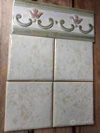 bagno completo di piastrelle in ceramica