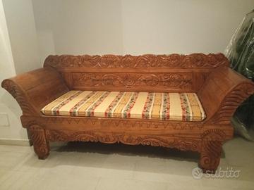 Divano etnico in legno