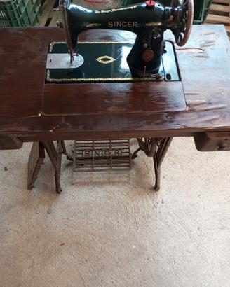macchina da cucito  antiquariato 