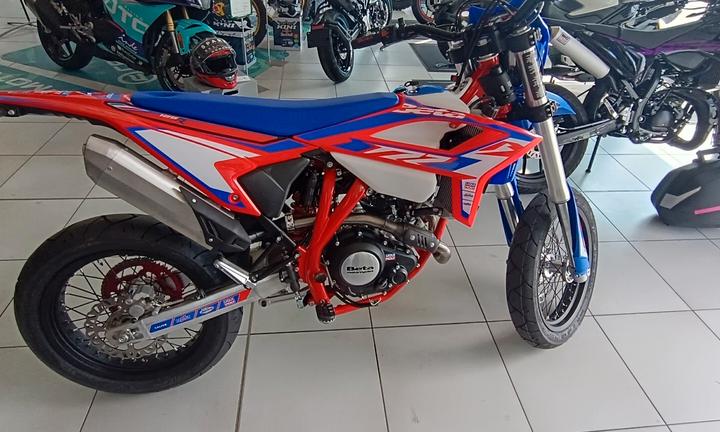 Beta RR Motard 125 R