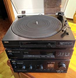 STEREO AKAI M670