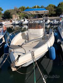 IMBARCAZIONE BLULINE 24 - 6.50 x 2.40 m