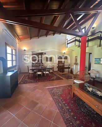 Villa - Siurgus Donigala