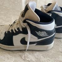 Jordan air1 mid