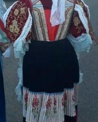 Abito tradizione di Gala Sennori