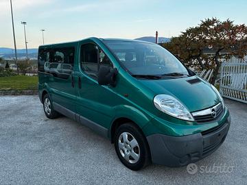 OPEL VIVARO 9 POSTI 2.0 DCi 115CV 6M + GANCIO + DO