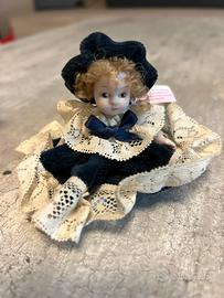 Bambola in porcellana Capodimonte