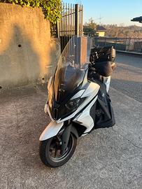 Kymco Downtown 350i ABS