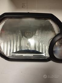 Faro anteriore BMW GS 800