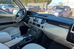 Land Rover Range Rover Vogue TDV8 Anno 2009. Ricam