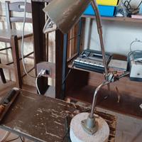 Lampada da tavolo. Modernariato. Vintage.