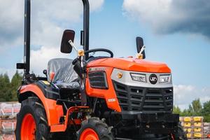 TRATTORE - HINOMOTO HM 3025