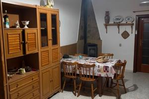 Casa a mara ( ss ) con scooter e moto