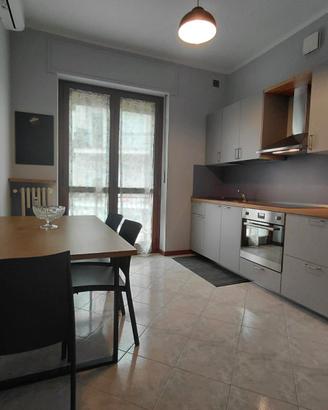 5/6 letti 3 camere da letto ASTI casa GARIBALDI