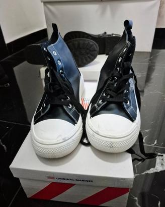 scarpe stile converse