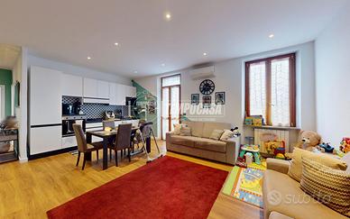 2 LOCALI RISTRUTTURATO E RISCALDAMENTO AUTONOMO