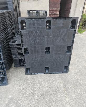 bancali chiusi 100x120x13,5 cm