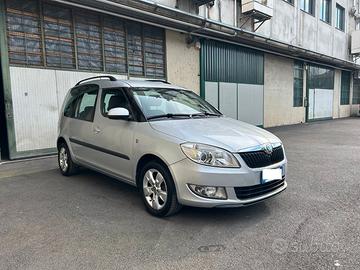 Skoda Roomster 1.2 neopatentat cambio automatico