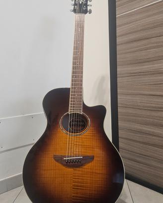 chitarra acustica Yamaha APX 600