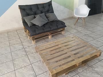 Divano e tavolino pallet