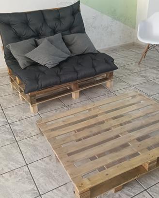Divano e tavolino pallet
