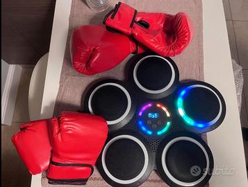 Macchina da Boxe Musicale, con Guanti, Luci