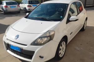RENAULT CLIO 2009